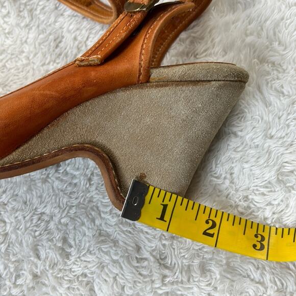 Vintage 70s Fanfares leather and suede peep toe wedge heels in Malt, size 6.5 - Picture 9 of 11